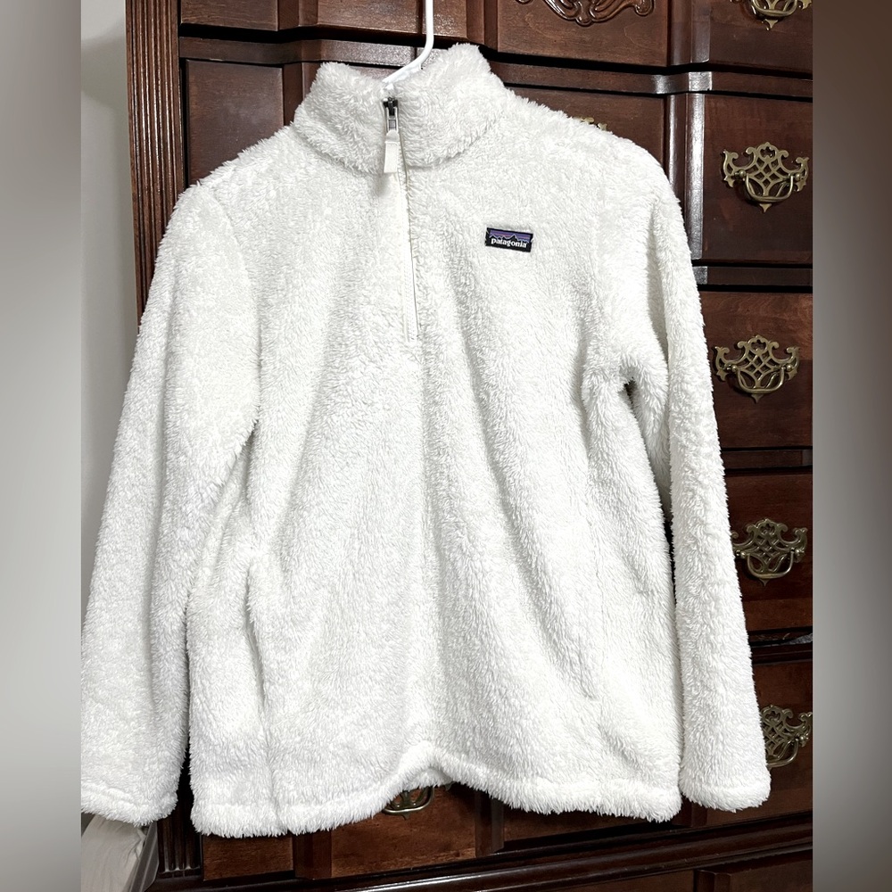 Girls size XL (14) Patagonia Los Gatos half zip. VGUC